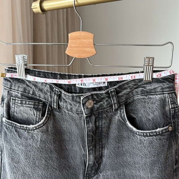 ZARA Straight-Leg High-Waisted Jeans, Dark Gray, Size EUR 38 / US 6 - Picture 6 of 6